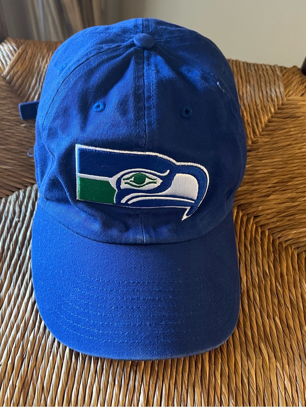 '47 Brand Seattle Seahawks Throwback Clean Up Strapback Hat OSFA Royal Blue